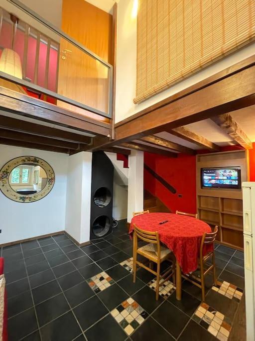 Musicians Mansion Loft Apartman Fino Mornasco Kültér fotó